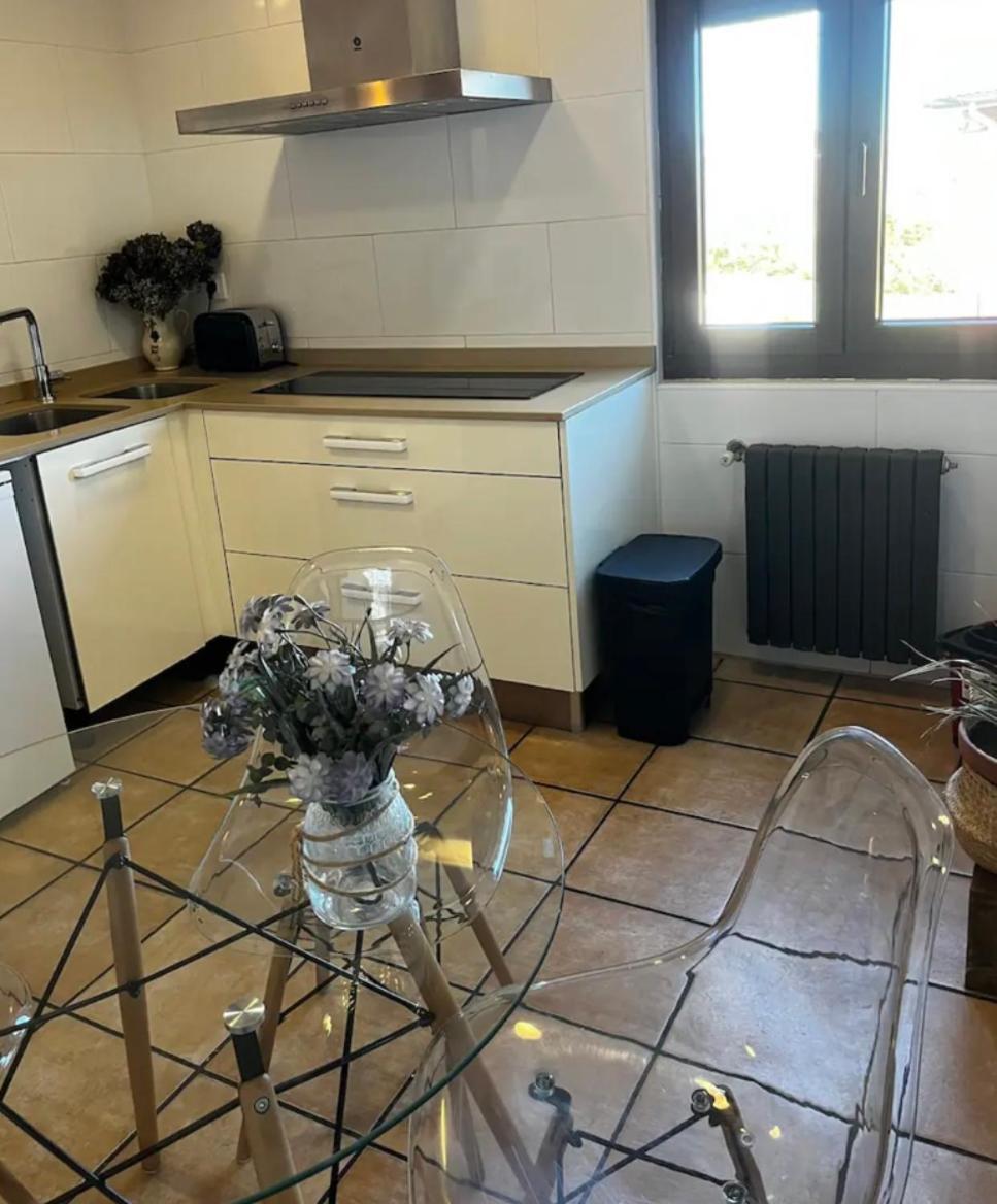Apartament Lastras 24